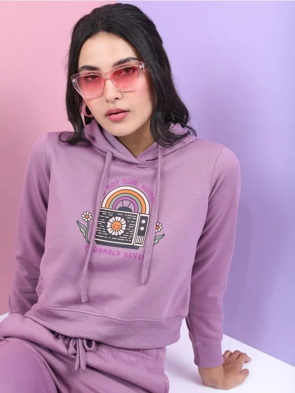  Tokyo Talkies Women Mauve Solid Pullover Hood Sweatshirts