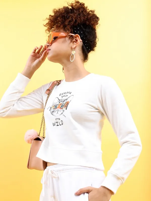  Tokyo Talkies Women White Printed Pullover Round Neck Sweatshirts
