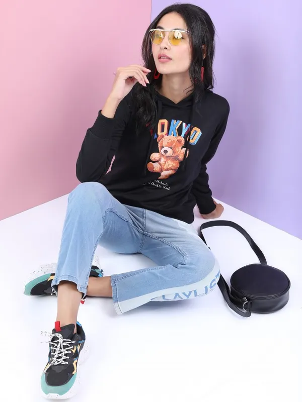  Tokyo Talkies Women Black Printed Pullover Hood Sweatshirts