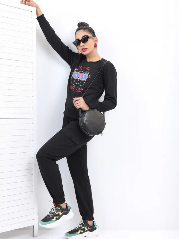  Ketch Women Black Printed Pullover Round Neck Sweatshirts