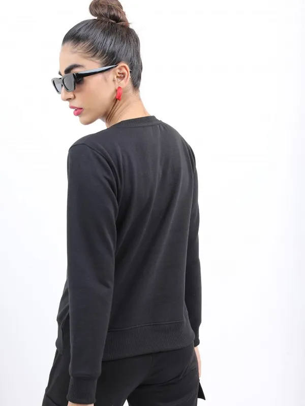  Ketch Women Black Printed Pullover Round Neck Sweatshirts