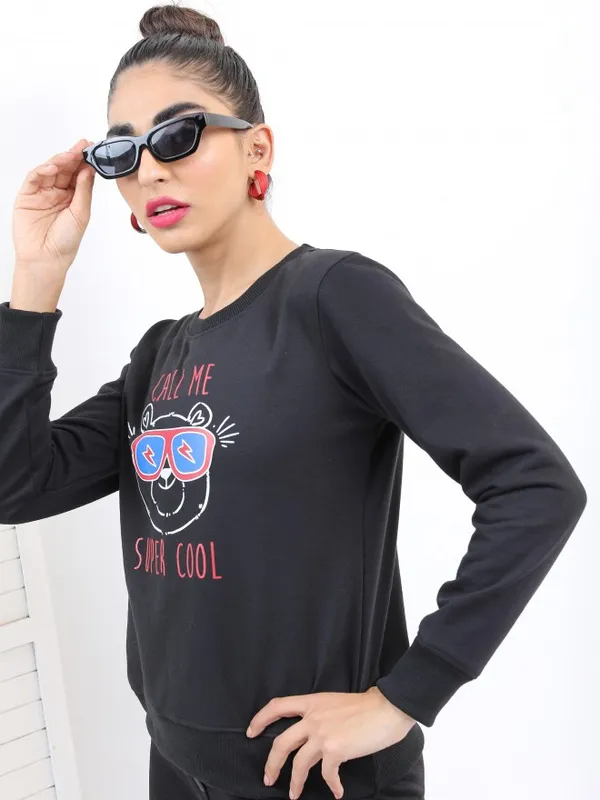  Ketch Women Black Printed Pullover Round Neck Sweatshirts
