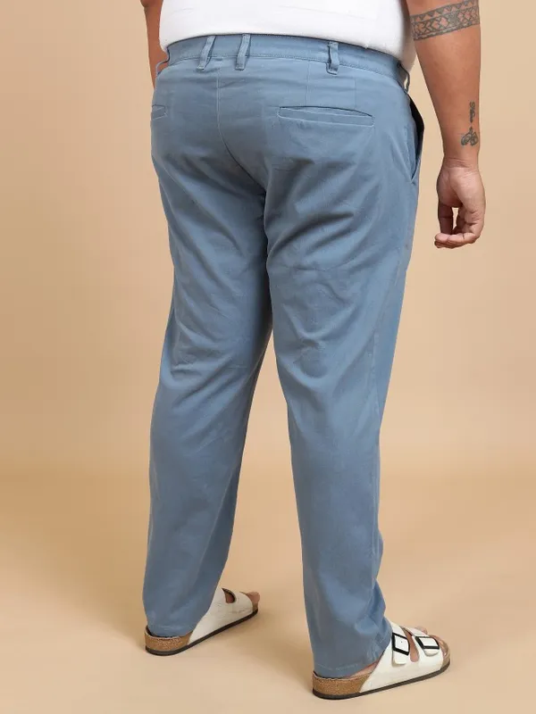  Highlander Men Blue Regular Fit Solid Casual Trousers