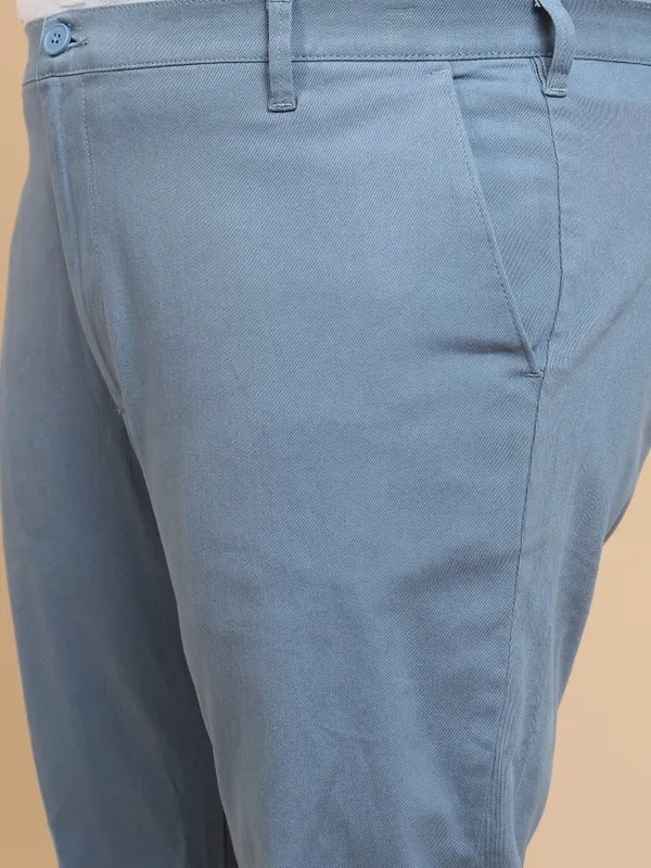  Highlander Men Blue Regular Fit Solid Casual Trousers