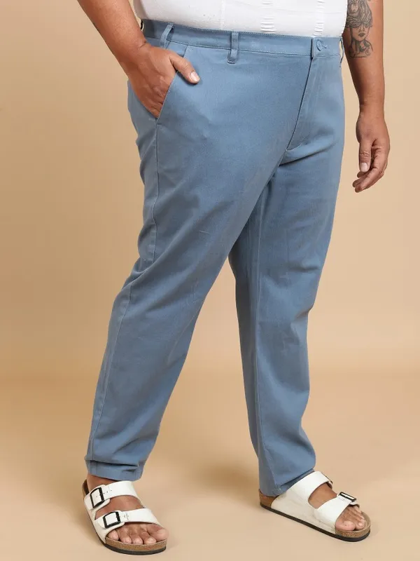  Highlander Men Blue Regular Fit Solid Casual Trousers