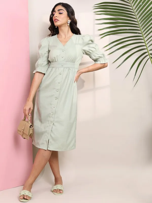 Tokyo Talkies Women Green Solid Fit And Flare Dress