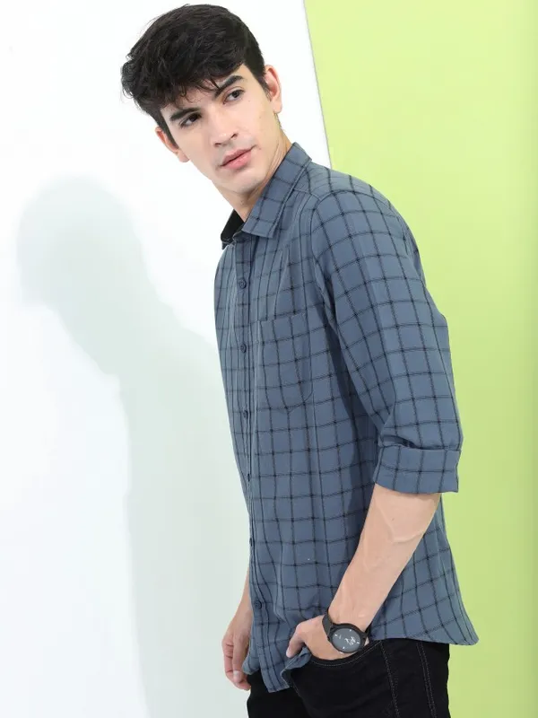 Men Slim Fit Casual Shirt