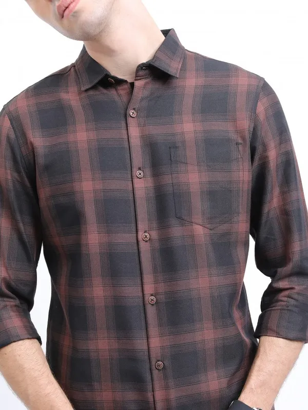  Highlander Men Black Checked Slim Fit Casual Shirts