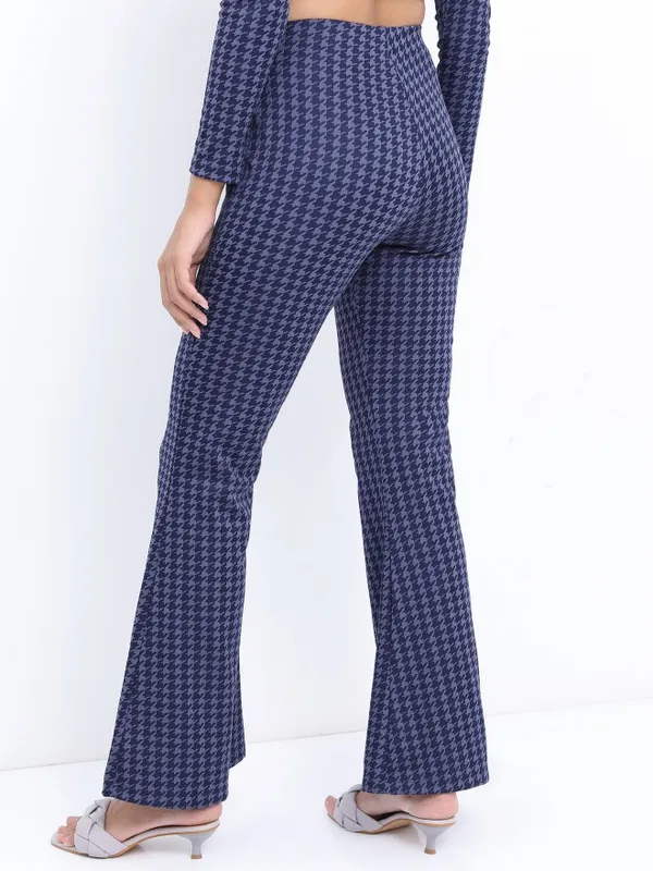  Tokyo Talkies Women Blue Printed Regular Fit Casual Trousers