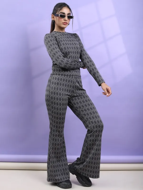  Tokyo Talkies Women Grey Self Design Regular Fit Casual Trousers