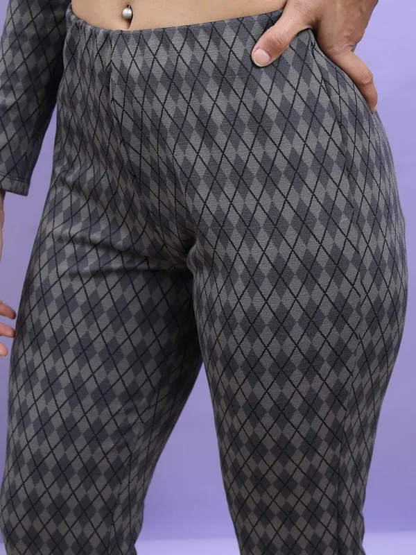  Tokyo Talkies Women Grey Self Design Regular Fit Casual Trousers