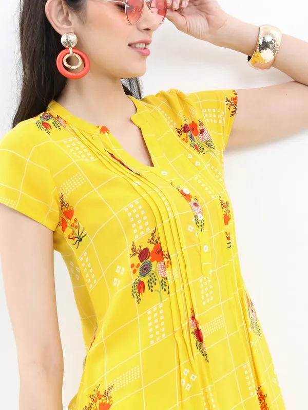  Vishudh Women Yellow Printed Tunics