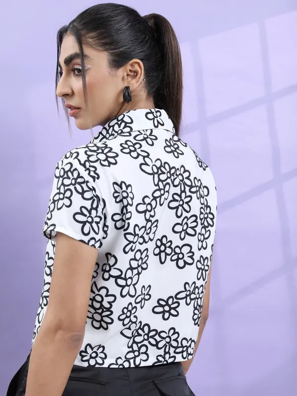  Tokyo Talkies Women Black Printed Casual Shirts