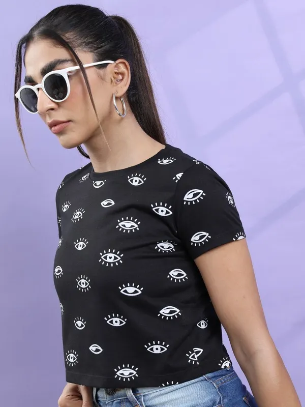  Tokyo Talkies Women Black Printed Round Neck T-Shirts