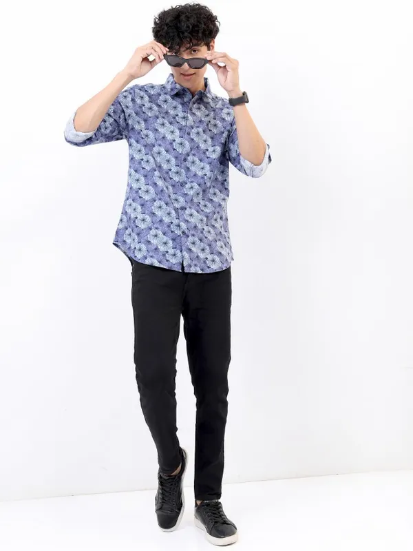  Highlander Men Lavender Printed Slim Fit Casual Shirts