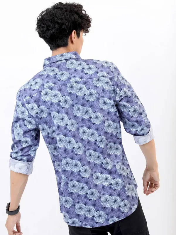  Highlander Men Lavender Printed Slim Fit Casual Shirts