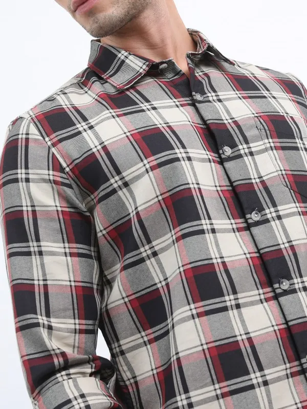  Highlander Men Black Checked Slim Fit Casual Shirts