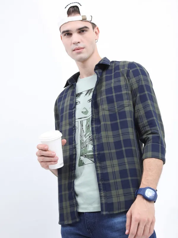  Highlander Men Olive Checked Slim Fit Casual Shirts