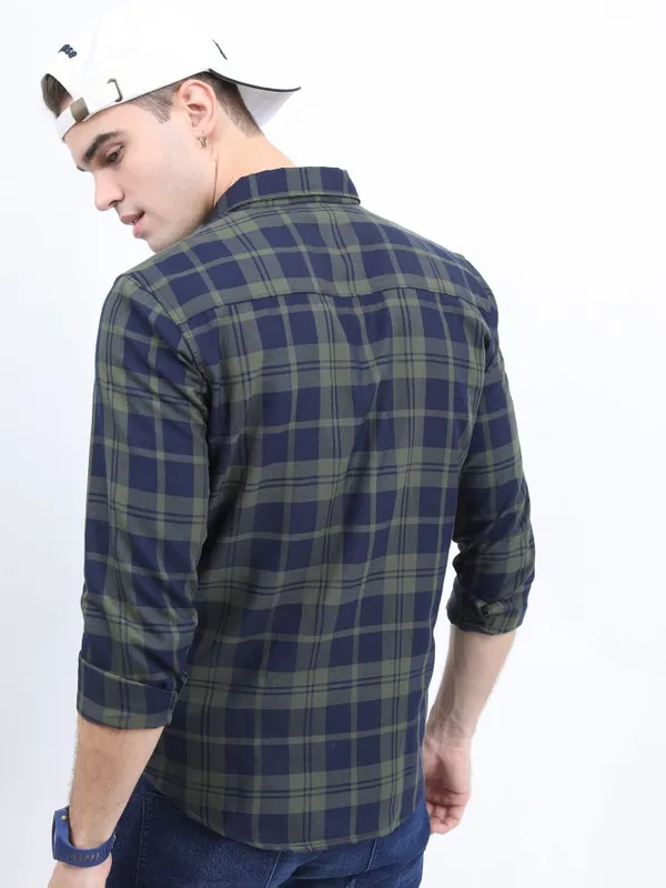  Highlander Men Olive Checked Slim Fit Casual Shirts