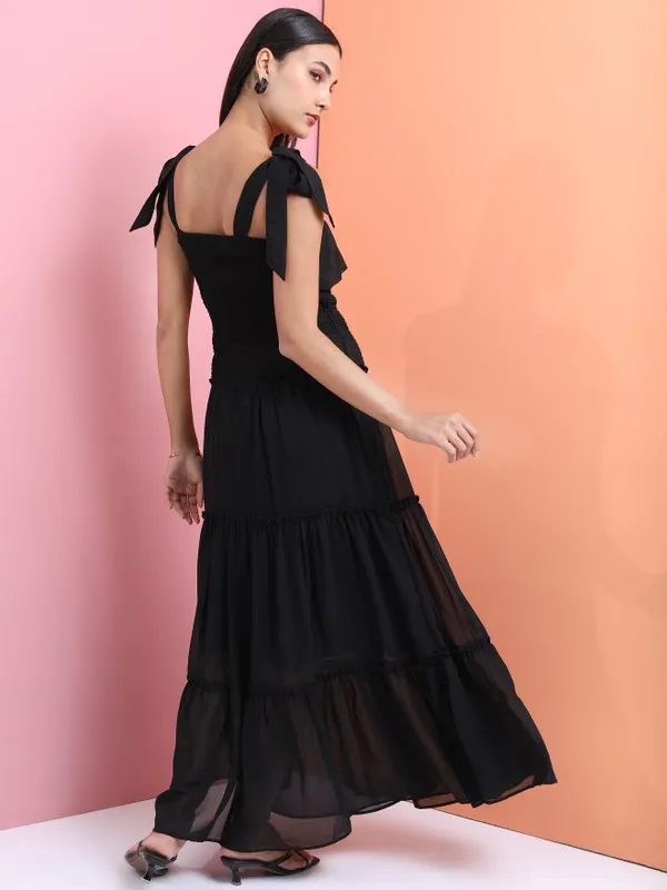 Tokyo Talkies Women Black Solid Maxi Dresses