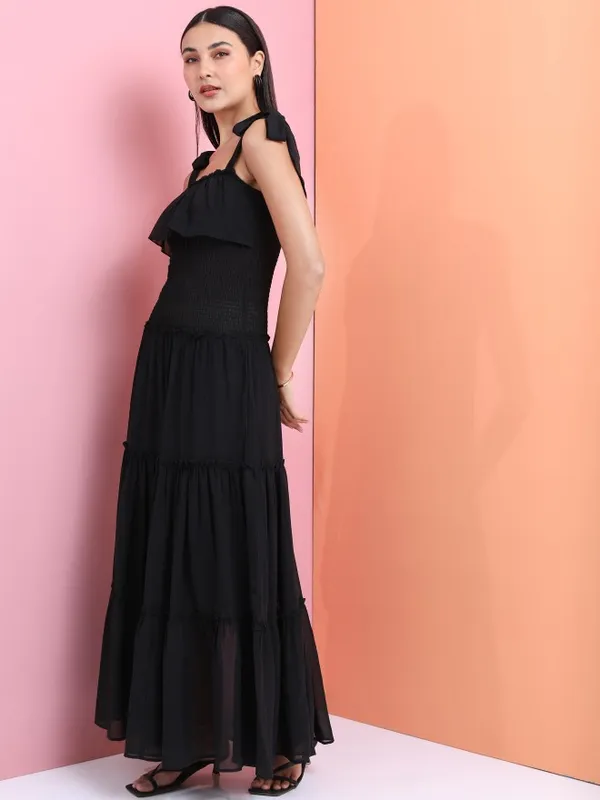  Tokyo Talkies Women Black Solid Maxi Dresses
