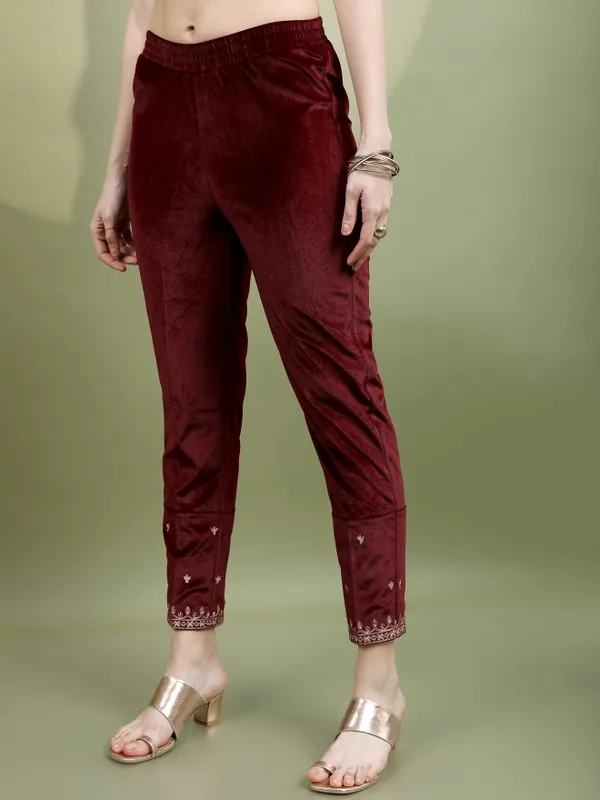  Vishudh Women Maroon Solid Kurta Sets