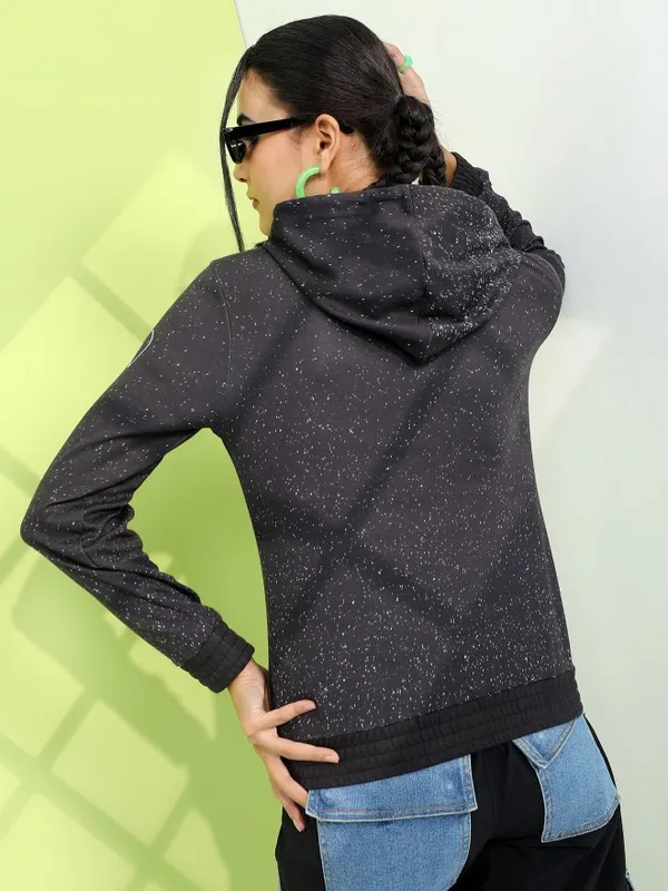  Tokyo Talkies Women Black Printed Pullover Hood Sweatshirts