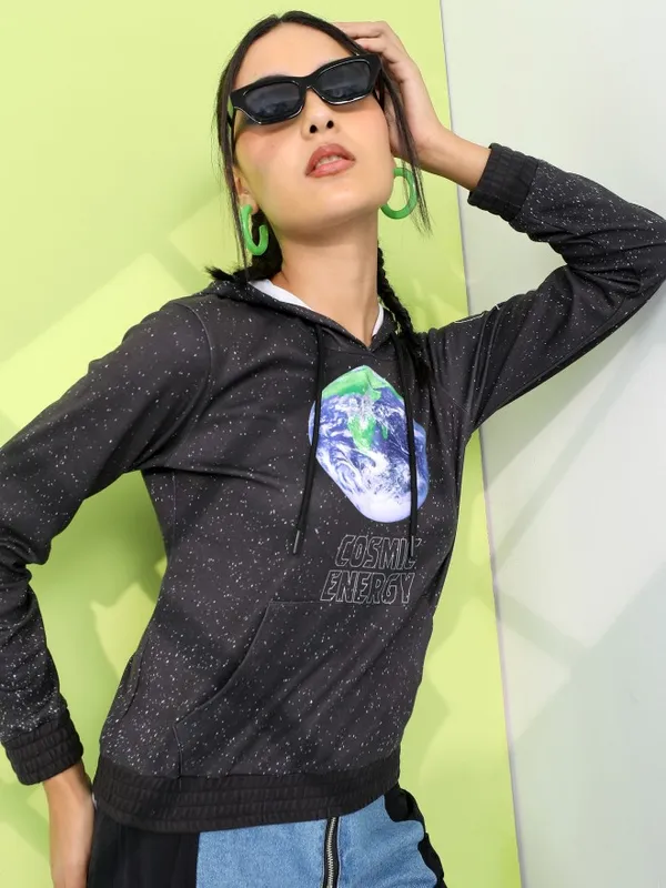  Tokyo Talkies Women Black Printed Pullover Hood Sweatshirts