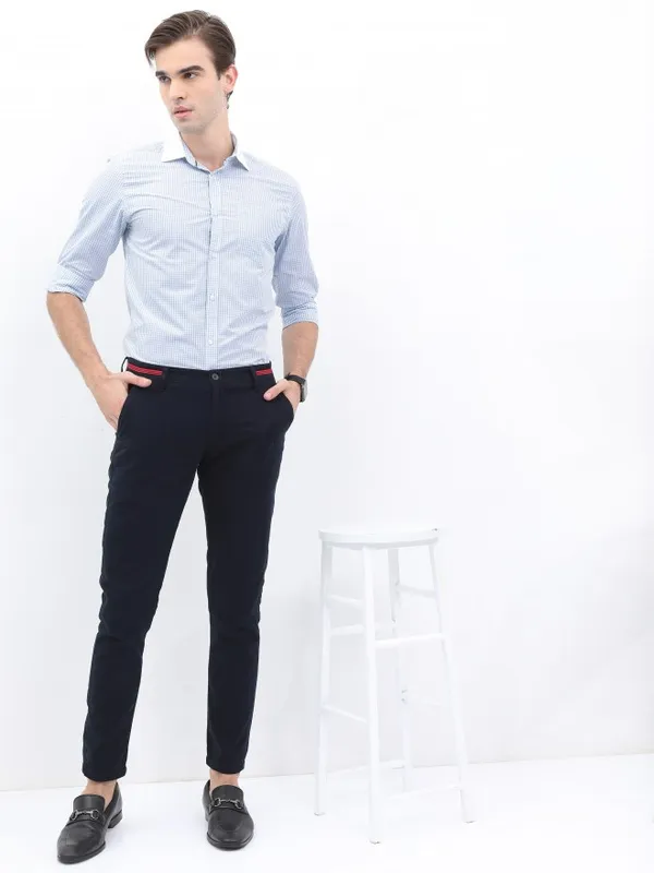 Highlander Men Blue Checked Slim Fit Casual Shirt