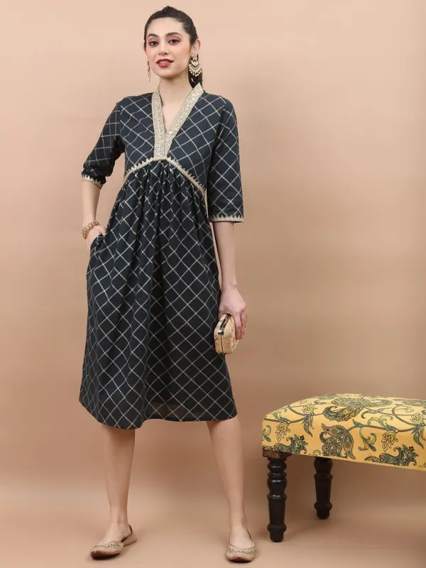  Vishudh Women Green Printed A-Line Ethnic Dresses