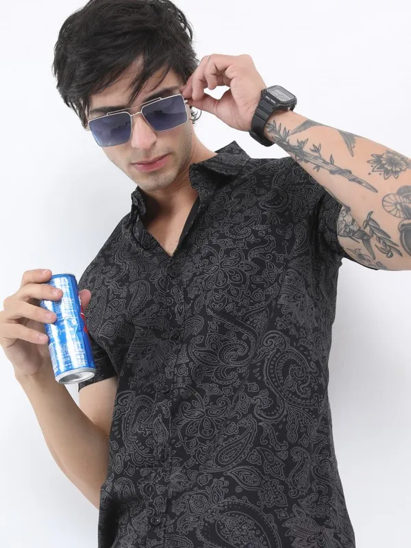 Men Slim Fit Casual Shirt