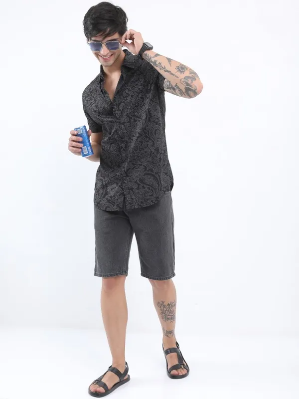 Men Slim Fit Casual Shirt