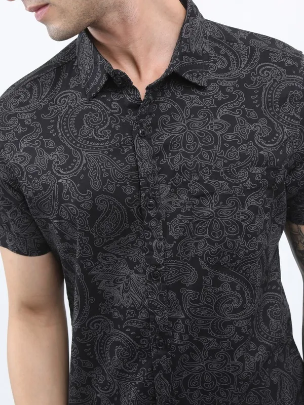 Men Slim Fit Casual Shirt