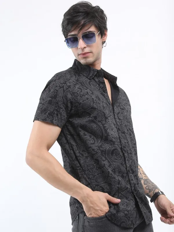 Men Slim Fit Casual Shirt