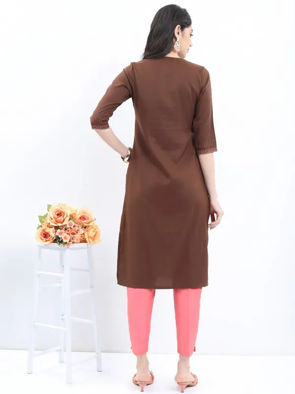  Ketch Women Brown Printed Straight Kurtas