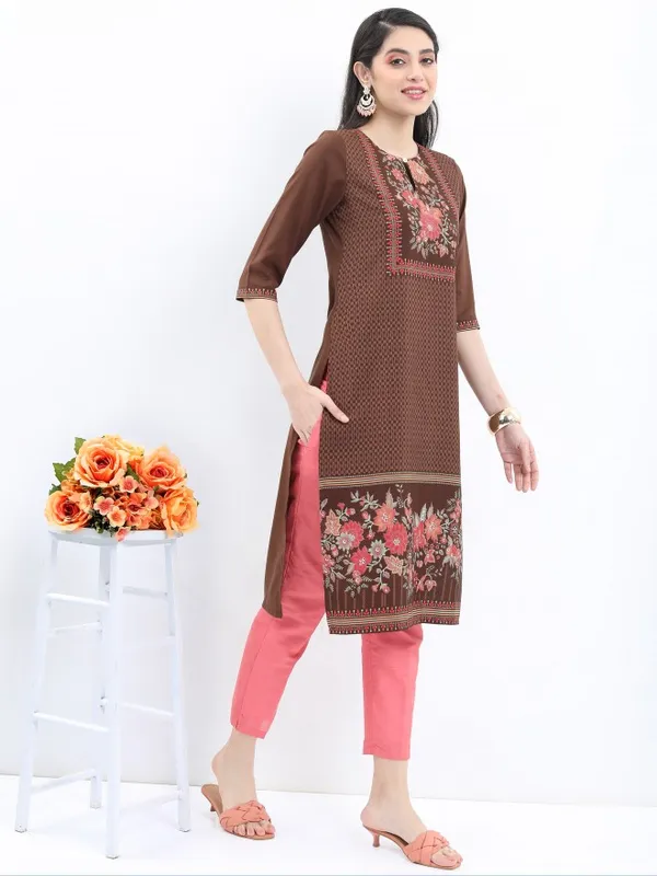  Ketch Women Brown Printed Straight Kurtas