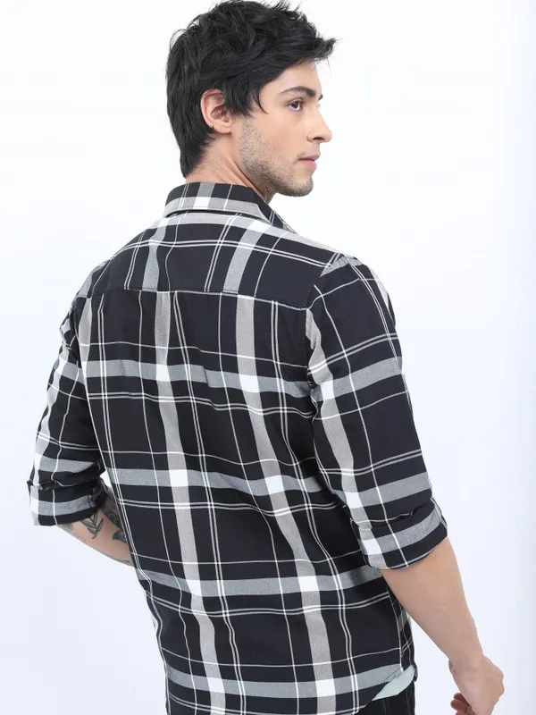 Men Slim Fit Casual Shirt