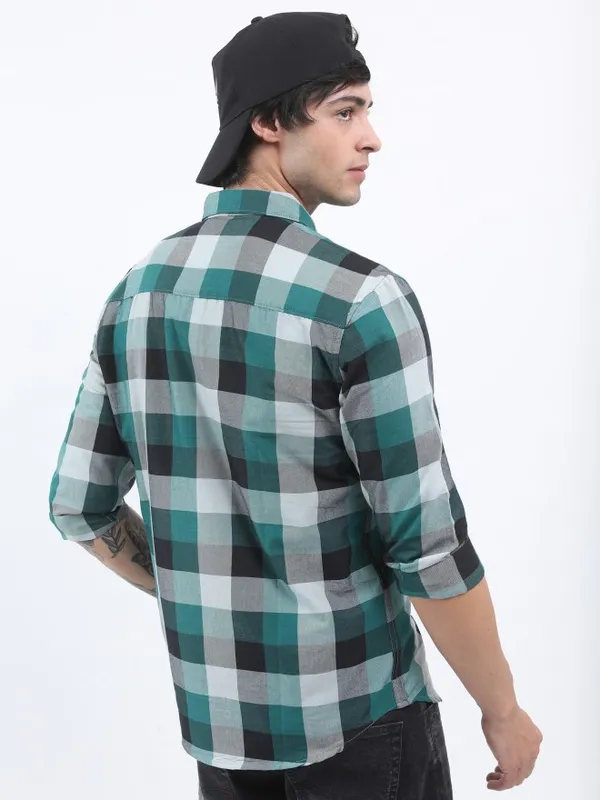 Men Slim Fit Casual Shirt