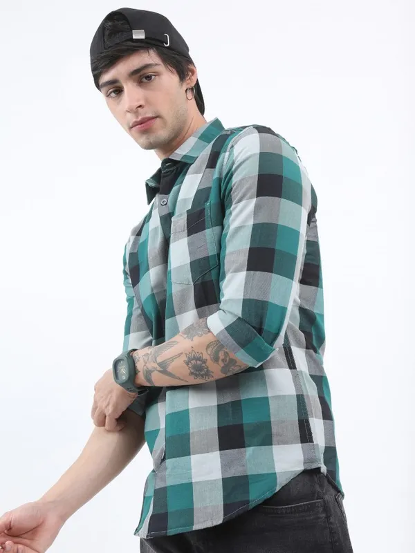 Men Slim Fit Casual Shirt
