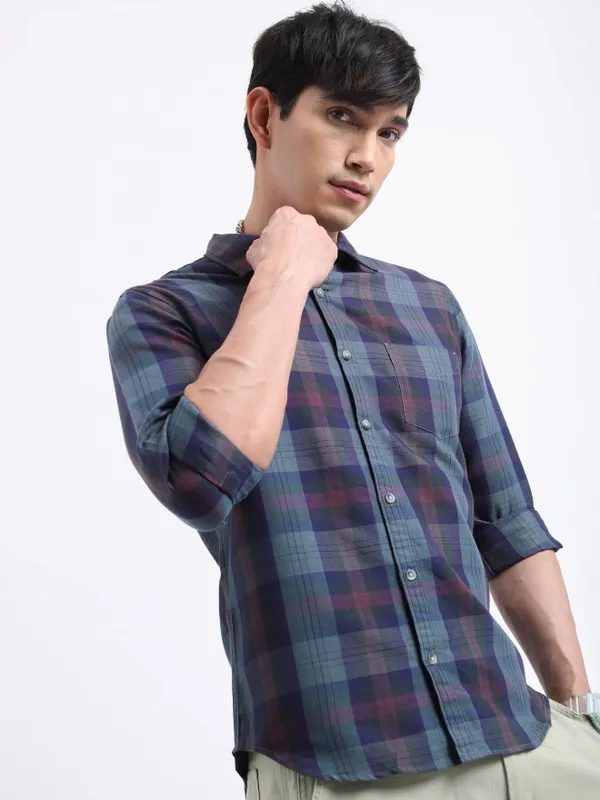 Ketch Men Navy Blue Checked Slim Fit Casual Shirt