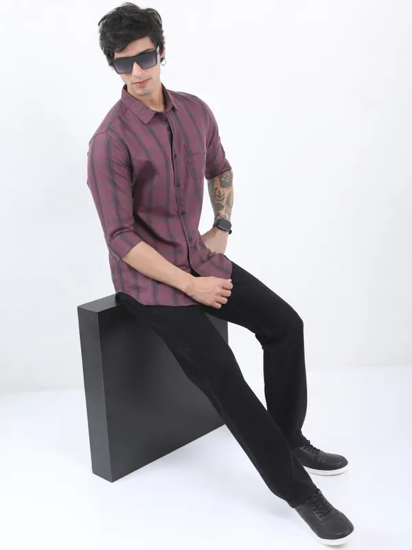 Men Slim Fit Casual Shirt