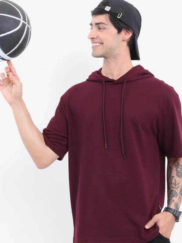 Highlander Men Structured Burgundy Solid Oversized Hooded T-Shirt