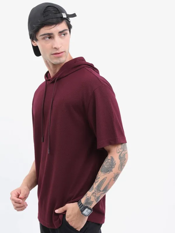 Highlander Men Structured Burgundy Solid Oversized Hooded T-Shirt
