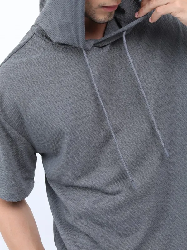 Men Solid Hooded T-shirt