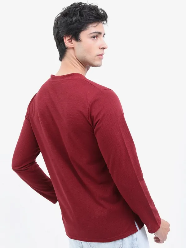Men Solid Henley Neck T-shirt