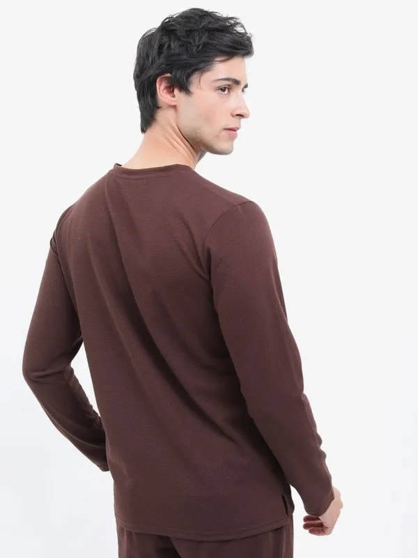  Highlander Men Brown Solid Henley Neck T-Shirts