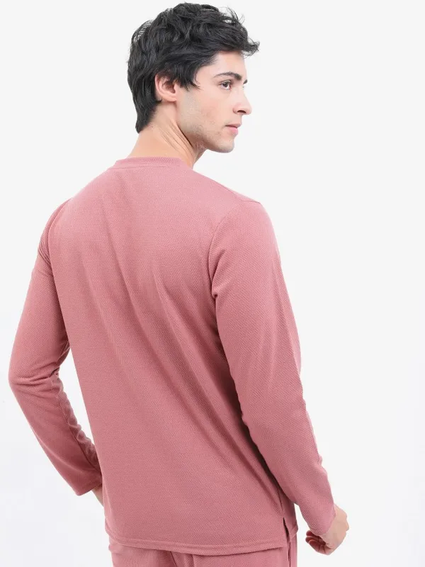 Men Solid Henley Neck T-shirt
