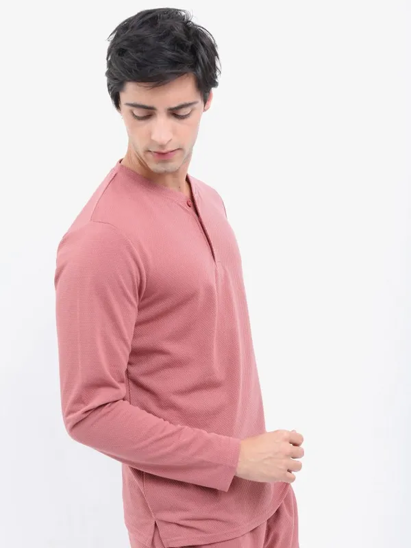 Men Solid Henley Neck T-shirt