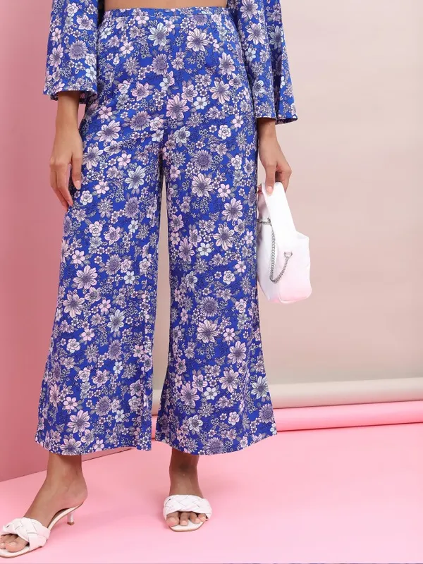 Tokyo Talkies Women Blue Crop Top With Trouser Co-Ords