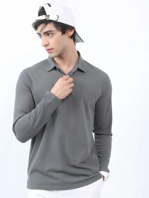  Highlander Men Grey Solid Polo Collar Polo T-Shirts